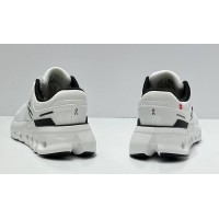 On Cloudrunner 2 White Black