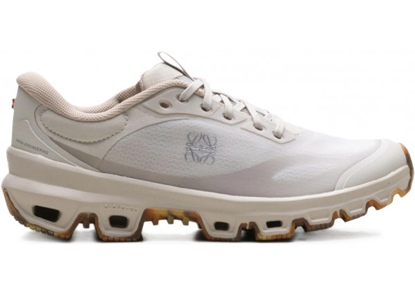 Loewe x On Cloudventure 2 Sand